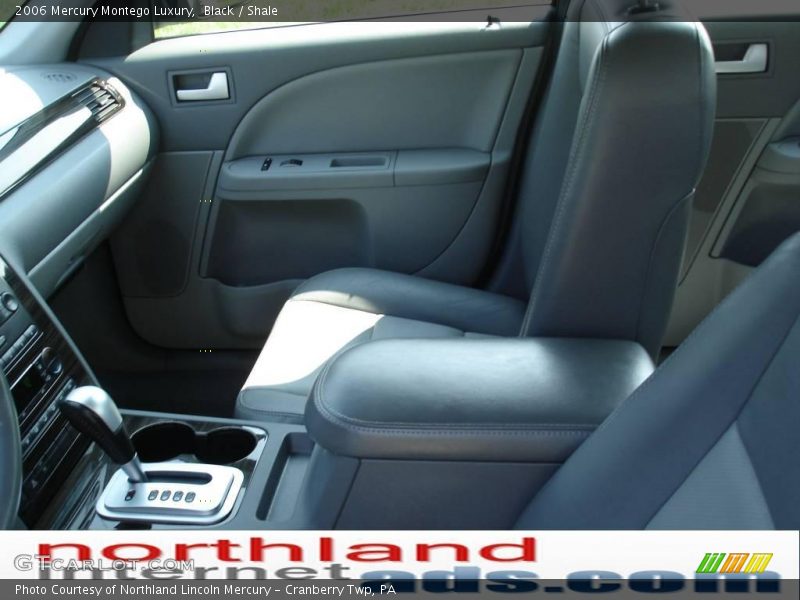 Black / Shale 2006 Mercury Montego Luxury