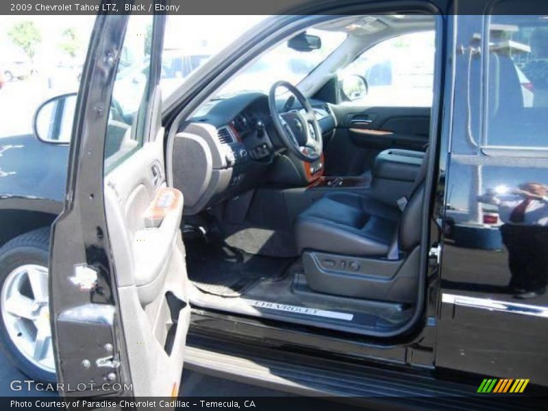 Black / Ebony 2009 Chevrolet Tahoe LTZ