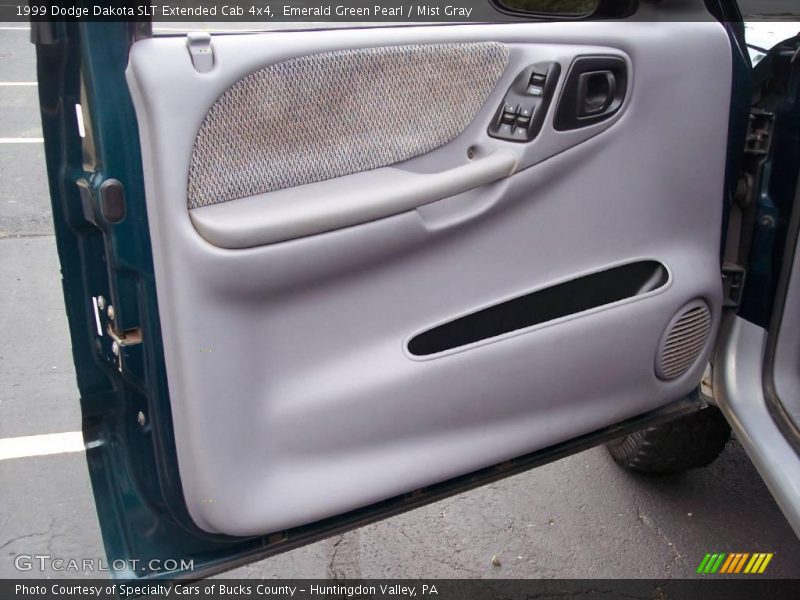 Emerald Green Pearl / Mist Gray 1999 Dodge Dakota SLT Extended Cab 4x4