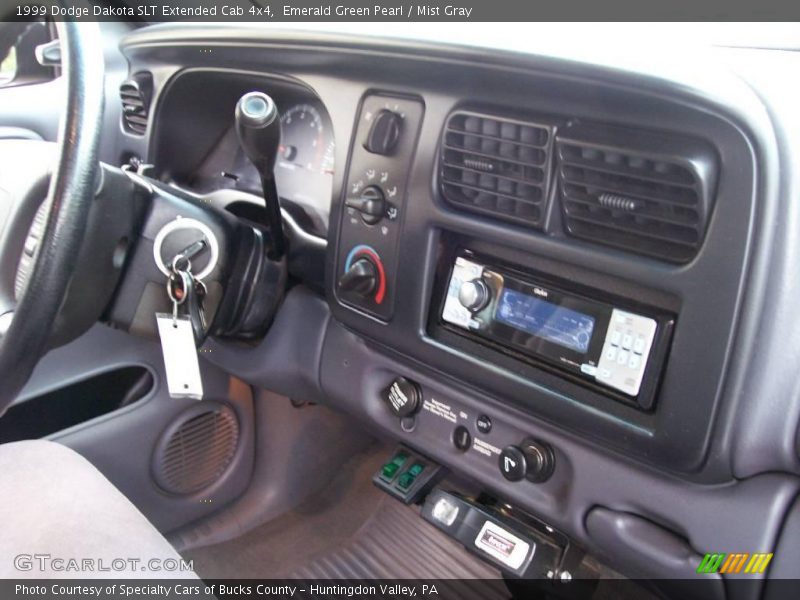Emerald Green Pearl / Mist Gray 1999 Dodge Dakota SLT Extended Cab 4x4