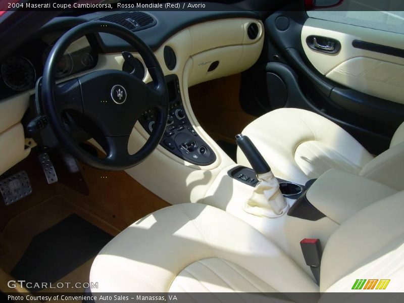 Rosso Mondiale (Red) / Avorio 2004 Maserati Coupe Cambiocorsa