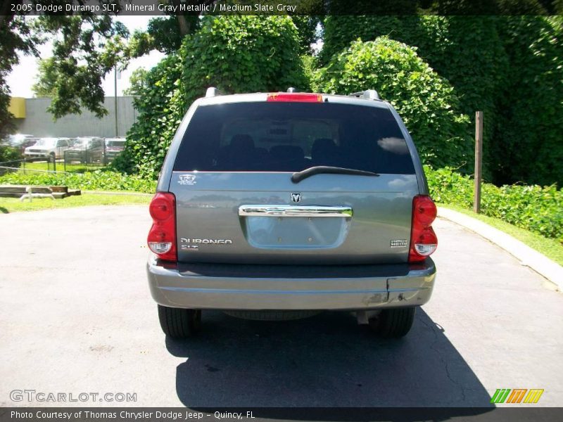Mineral Gray Metallic / Medium Slate Gray 2005 Dodge Durango SLT