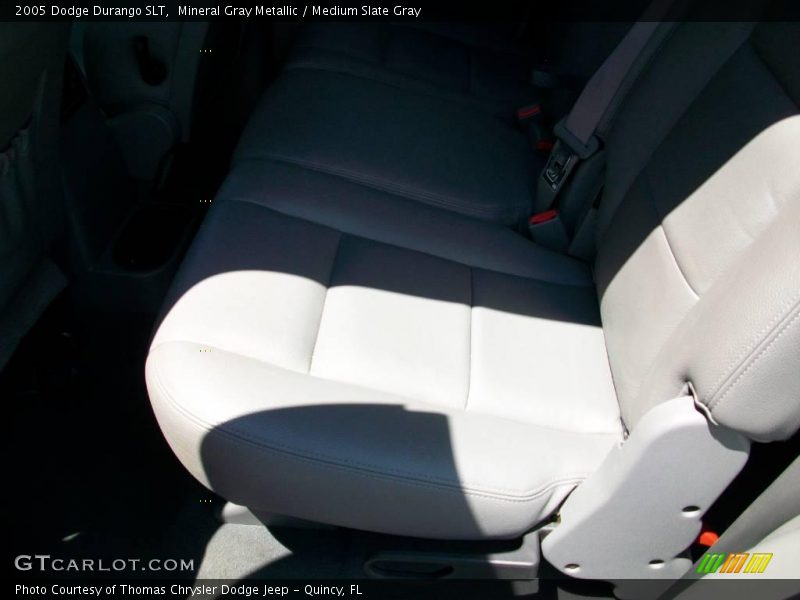 Mineral Gray Metallic / Medium Slate Gray 2005 Dodge Durango SLT