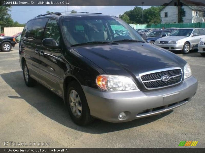 Midnight Black / Gray 2004 Kia Sedona EX
