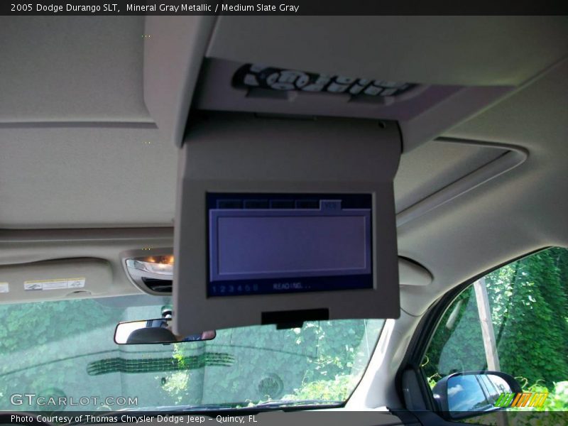 Mineral Gray Metallic / Medium Slate Gray 2005 Dodge Durango SLT