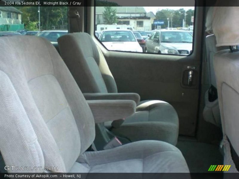 Midnight Black / Gray 2004 Kia Sedona EX