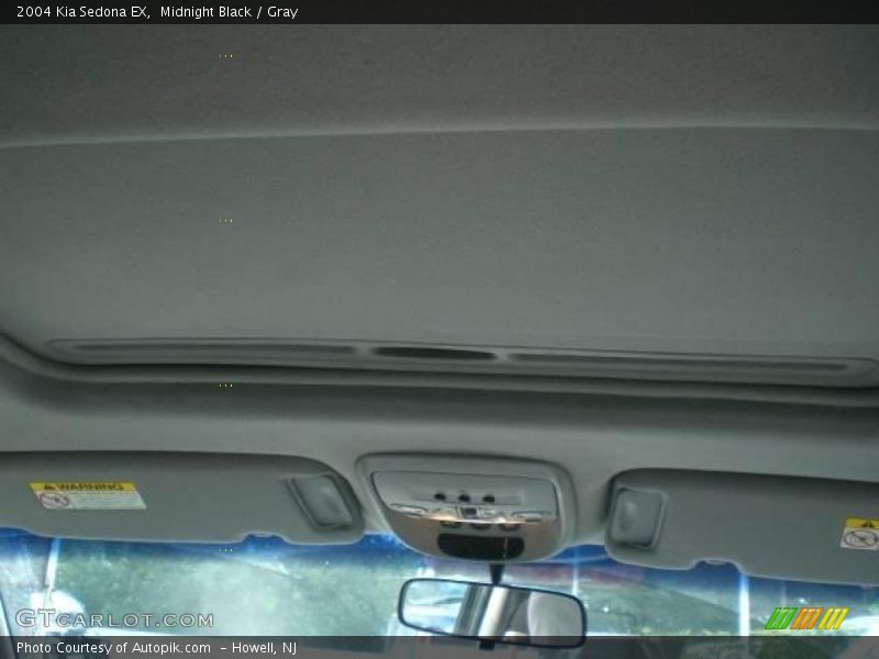 Midnight Black / Gray 2004 Kia Sedona EX
