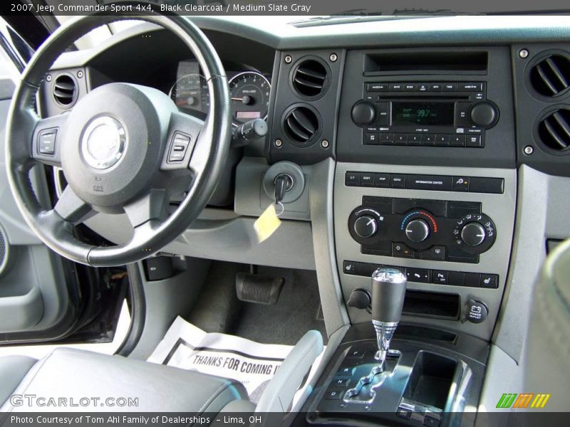 Black Clearcoat / Medium Slate Gray 2007 Jeep Commander Sport 4x4