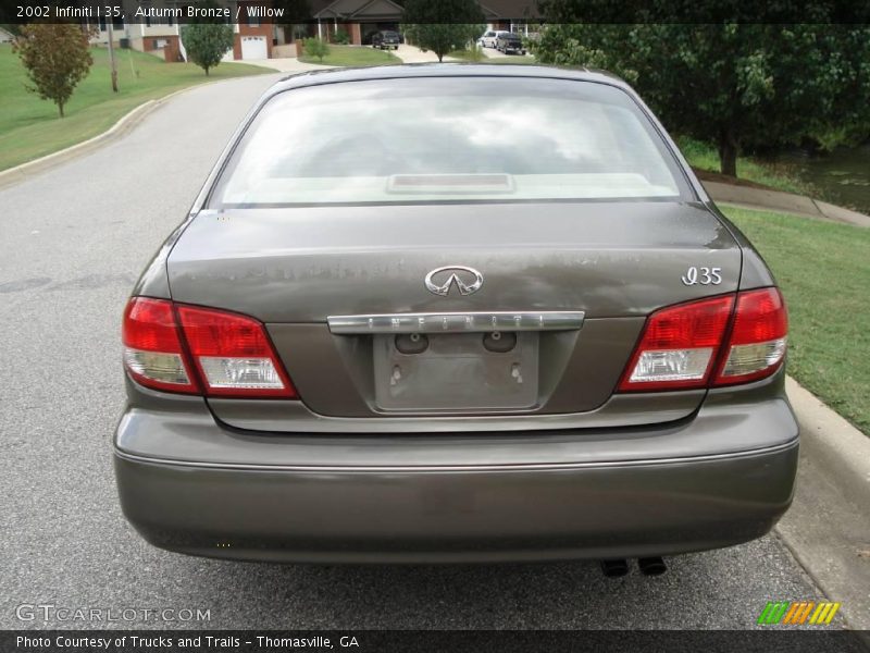 Autumn Bronze / Willow 2002 Infiniti I 35