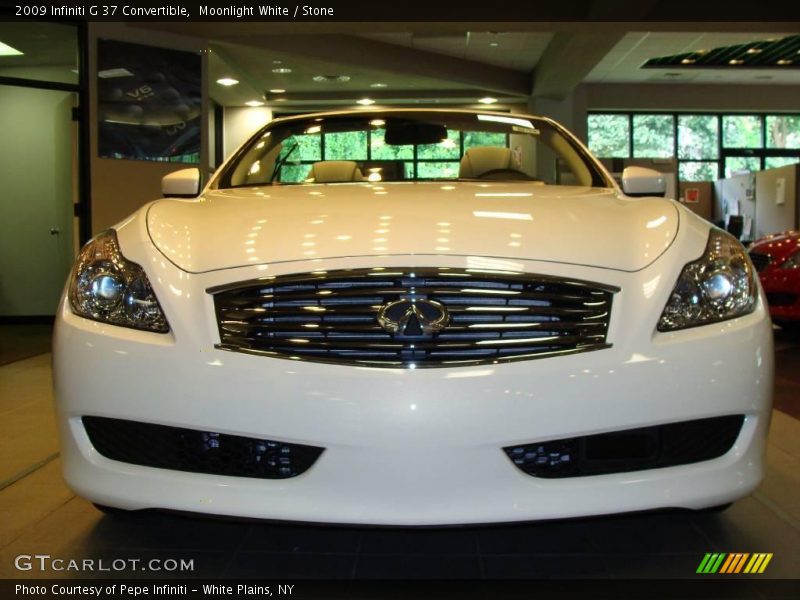 Moonlight White / Stone 2009 Infiniti G 37 Convertible