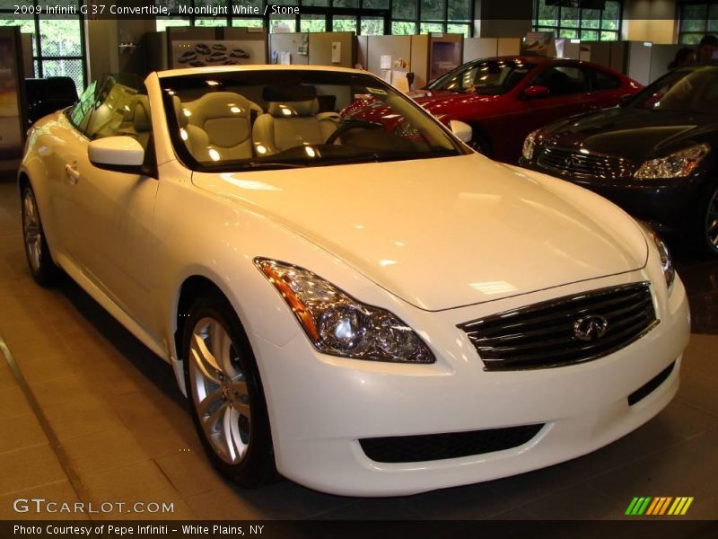 Moonlight White / Stone 2009 Infiniti G 37 Convertible