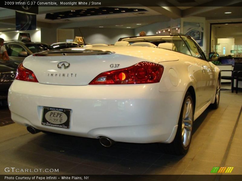 Moonlight White / Stone 2009 Infiniti G 37 Convertible