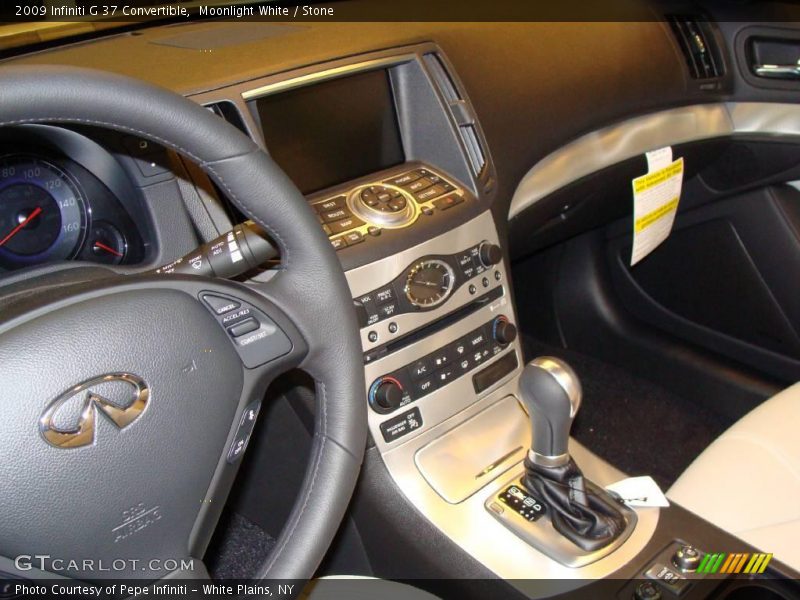 Moonlight White / Stone 2009 Infiniti G 37 Convertible
