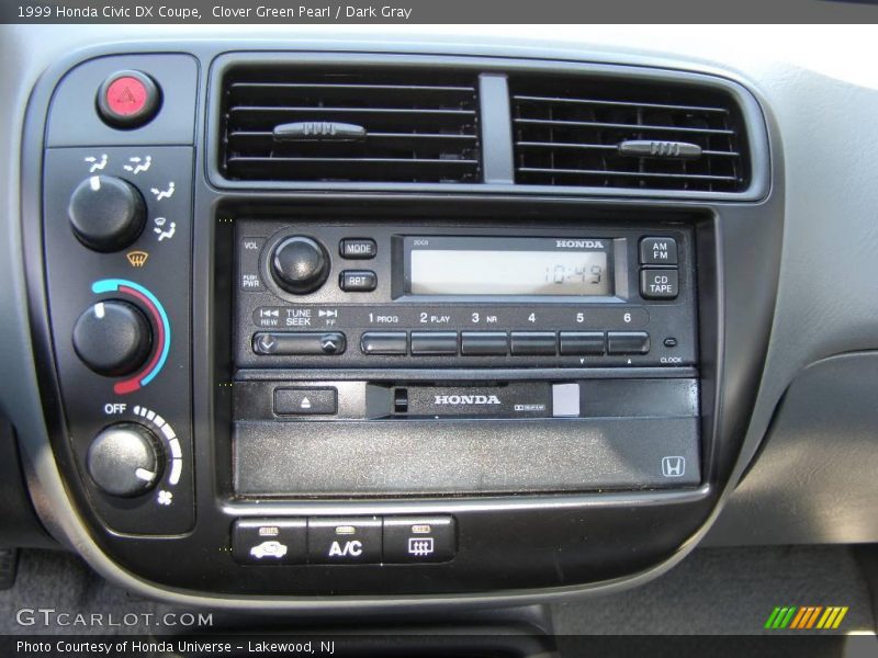 Clover Green Pearl / Dark Gray 1999 Honda Civic DX Coupe