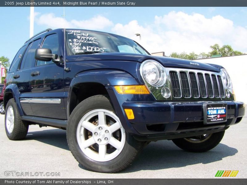 Midnight Blue Pearl / Medium Slate Gray 2005 Jeep Liberty Limited 4x4