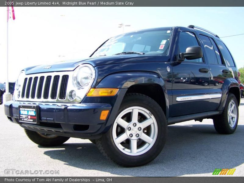 Midnight Blue Pearl / Medium Slate Gray 2005 Jeep Liberty Limited 4x4