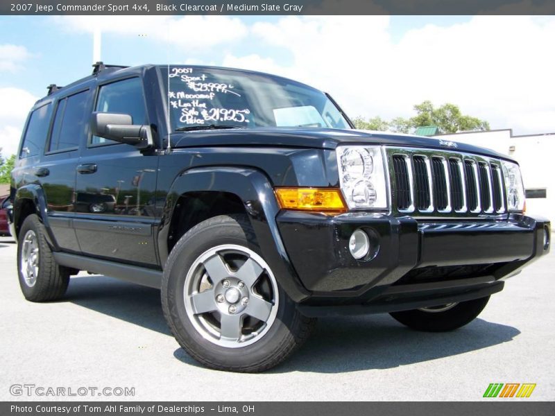Black Clearcoat / Medium Slate Gray 2007 Jeep Commander Sport 4x4