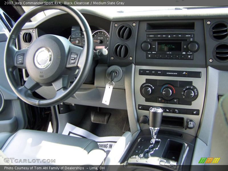 Black Clearcoat / Medium Slate Gray 2007 Jeep Commander Sport 4x4