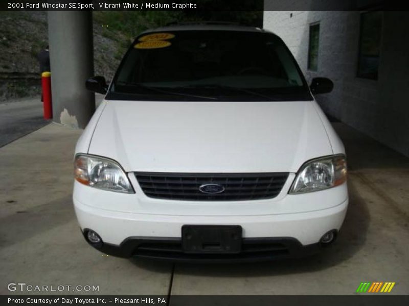 Vibrant White / Medium Graphite 2001 Ford Windstar SE Sport