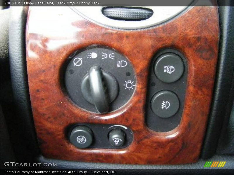 Black Onyx / Ebony Black 2006 GMC Envoy Denali 4x4
