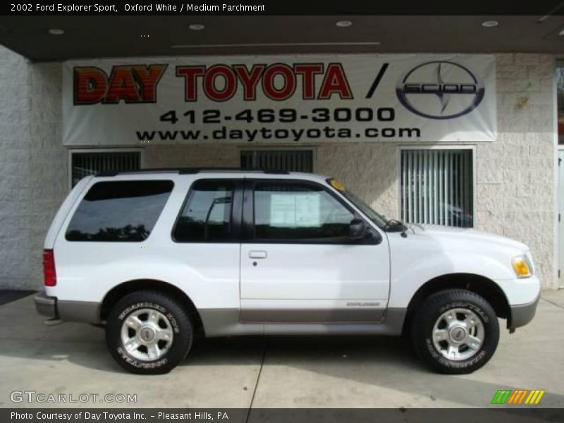 Oxford White / Medium Parchment 2002 Ford Explorer Sport