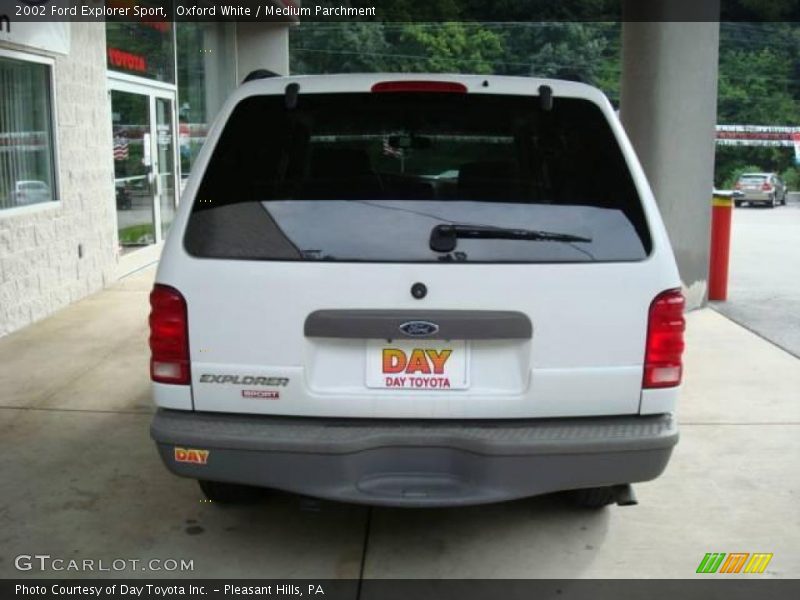 Oxford White / Medium Parchment 2002 Ford Explorer Sport