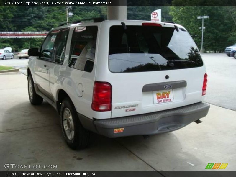 Oxford White / Medium Parchment 2002 Ford Explorer Sport