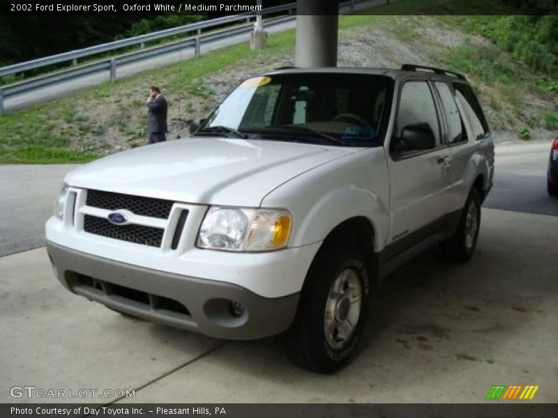 Oxford White / Medium Parchment 2002 Ford Explorer Sport