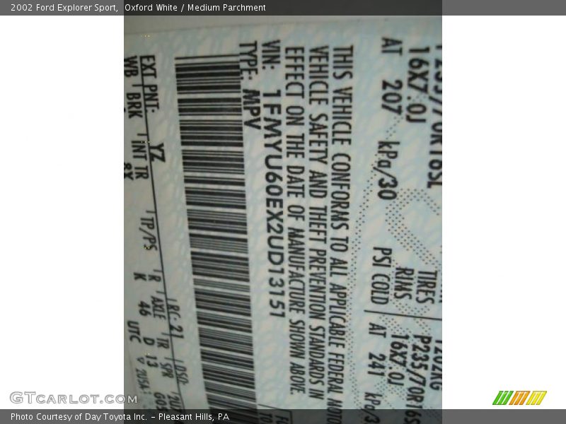 Oxford White / Medium Parchment 2002 Ford Explorer Sport