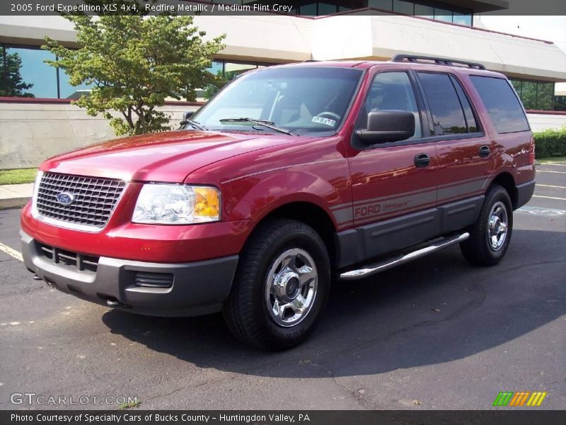 Redfire Metallic / Medium Flint Grey 2005 Ford Expedition XLS 4x4
