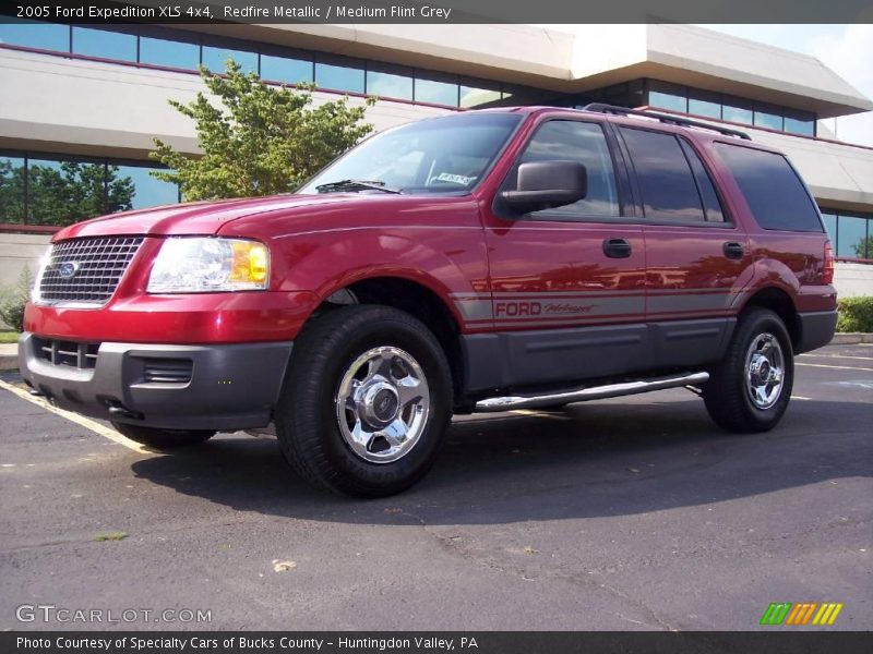 Redfire Metallic / Medium Flint Grey 2005 Ford Expedition XLS 4x4