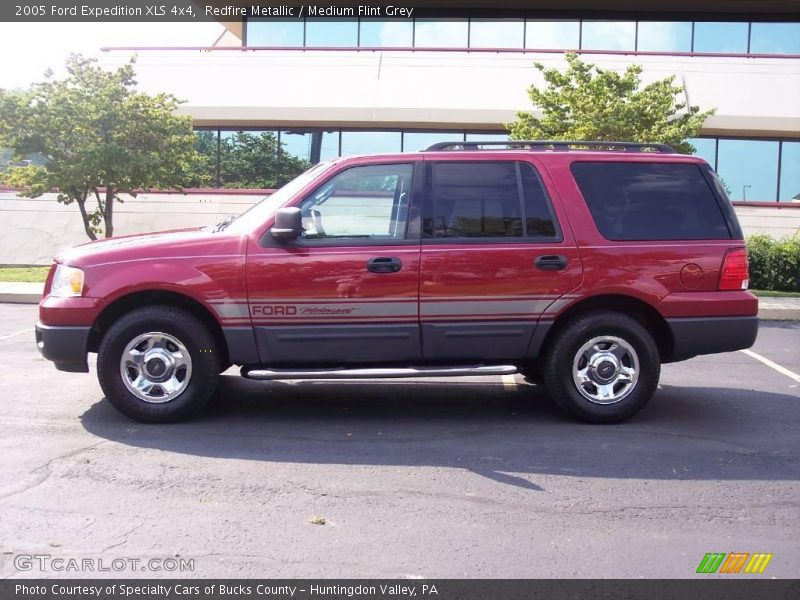 Redfire Metallic / Medium Flint Grey 2005 Ford Expedition XLS 4x4