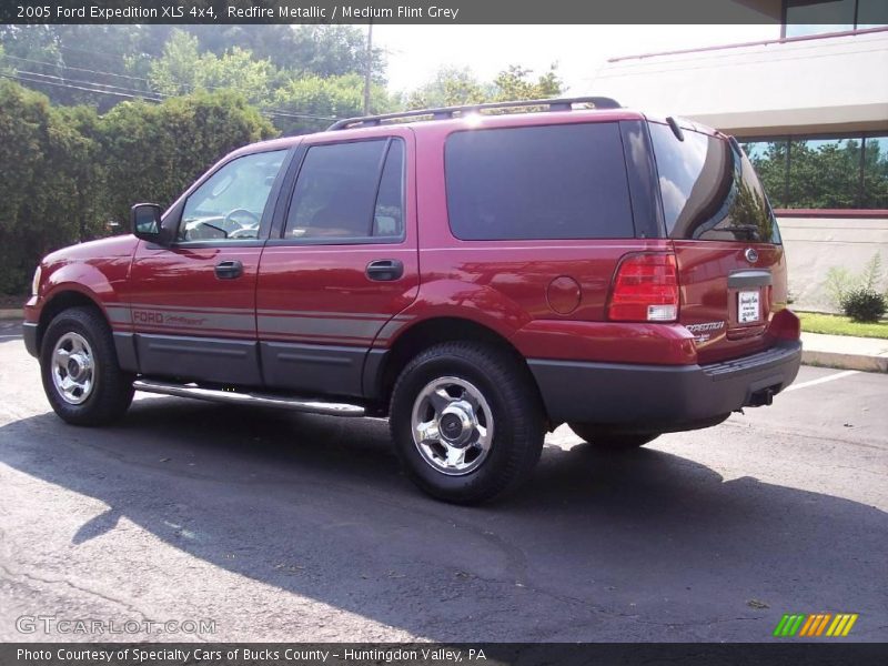 Redfire Metallic / Medium Flint Grey 2005 Ford Expedition XLS 4x4