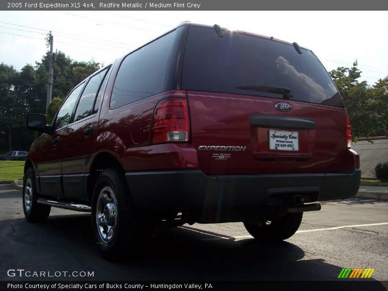 Redfire Metallic / Medium Flint Grey 2005 Ford Expedition XLS 4x4