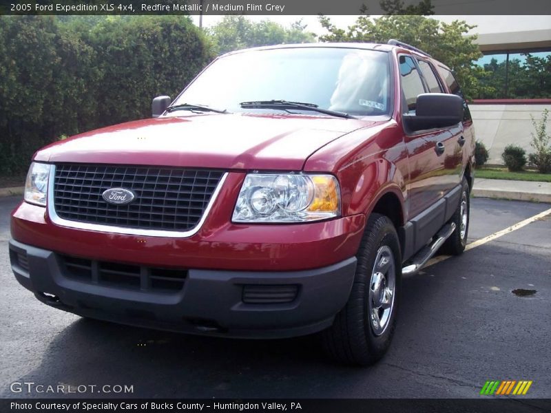 Redfire Metallic / Medium Flint Grey 2005 Ford Expedition XLS 4x4