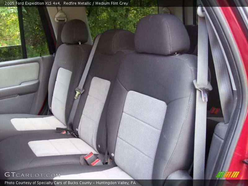 Redfire Metallic / Medium Flint Grey 2005 Ford Expedition XLS 4x4