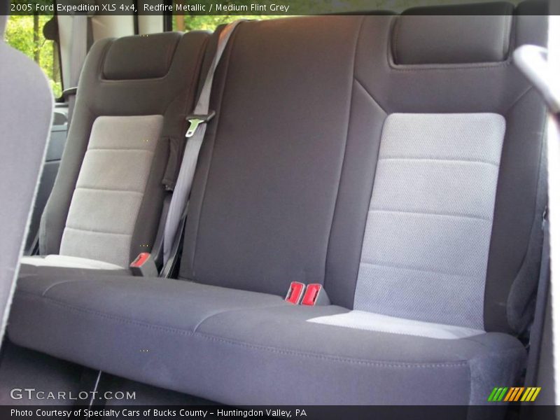 Redfire Metallic / Medium Flint Grey 2005 Ford Expedition XLS 4x4