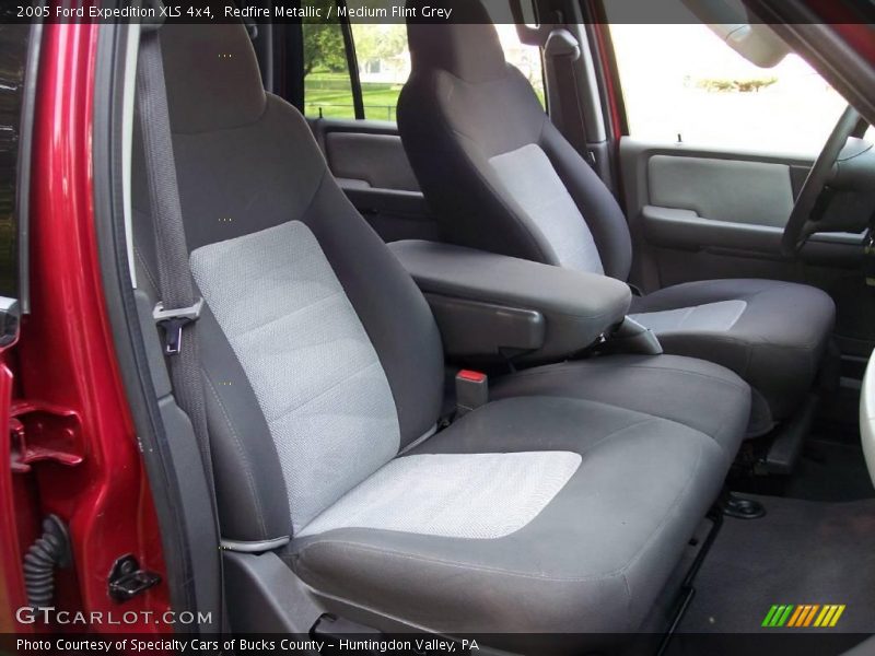 Redfire Metallic / Medium Flint Grey 2005 Ford Expedition XLS 4x4