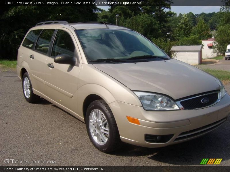 Pueblo Gold Metallic / Dark Pebble/Light Pebble 2007 Ford Focus ZXW SE Wagon