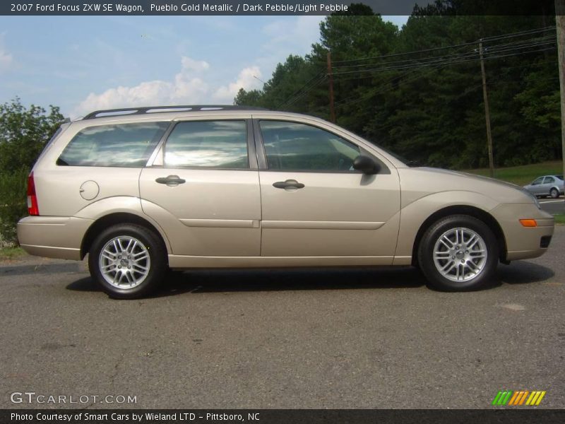 Pueblo Gold Metallic / Dark Pebble/Light Pebble 2007 Ford Focus ZXW SE Wagon