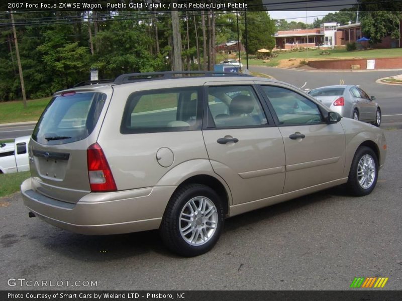 Pueblo Gold Metallic / Dark Pebble/Light Pebble 2007 Ford Focus ZXW SE Wagon