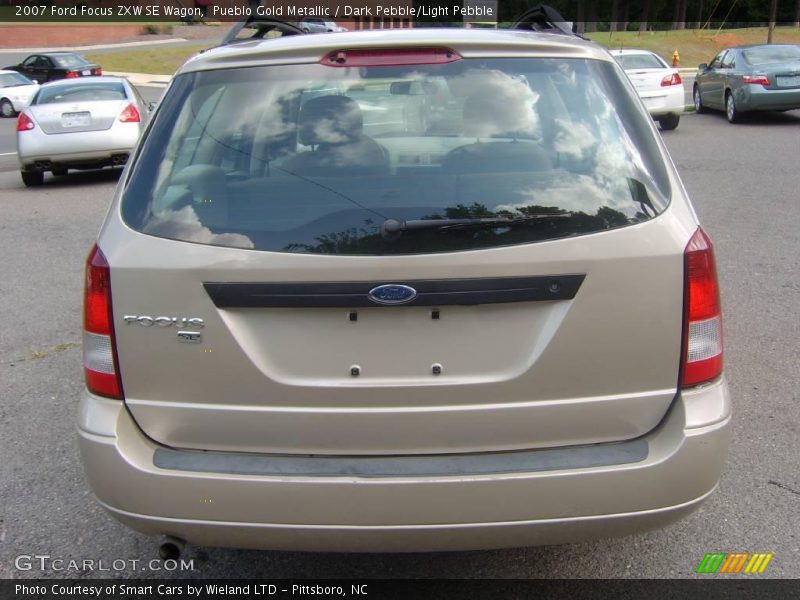 Pueblo Gold Metallic / Dark Pebble/Light Pebble 2007 Ford Focus ZXW SE Wagon