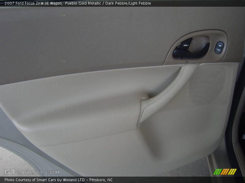 Pueblo Gold Metallic / Dark Pebble/Light Pebble 2007 Ford Focus ZXW SE Wagon