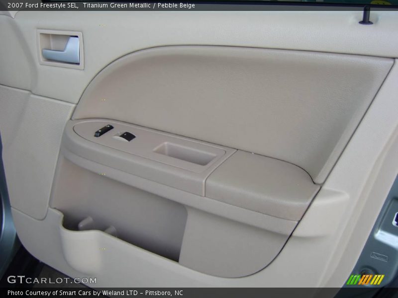 Titanium Green Metallic / Pebble Beige 2007 Ford Freestyle SEL
