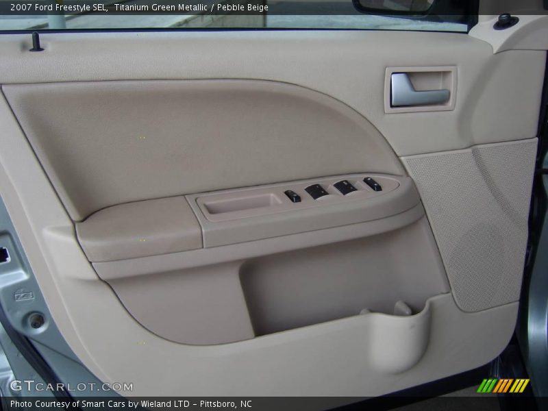 Titanium Green Metallic / Pebble Beige 2007 Ford Freestyle SEL