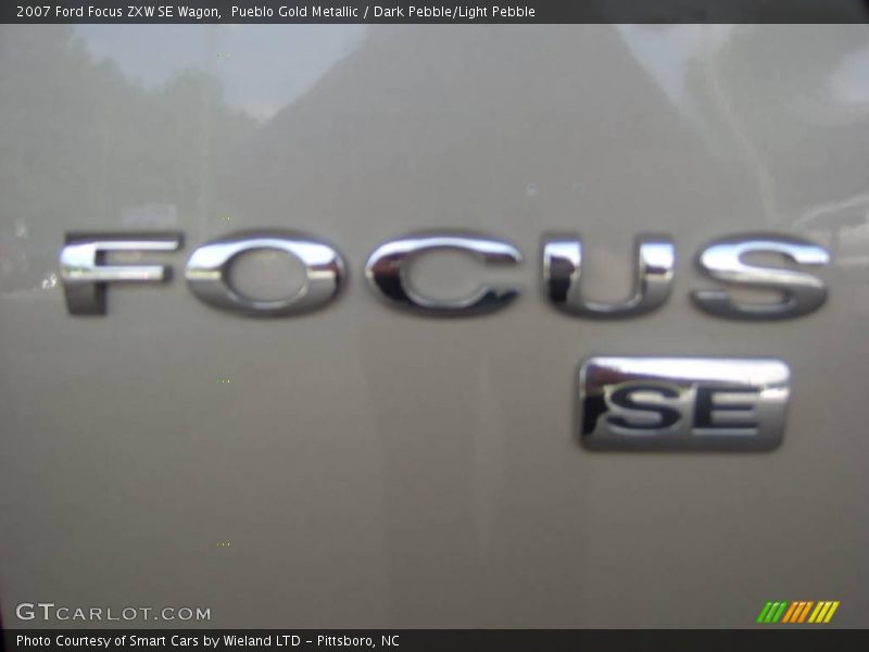Pueblo Gold Metallic / Dark Pebble/Light Pebble 2007 Ford Focus ZXW SE Wagon