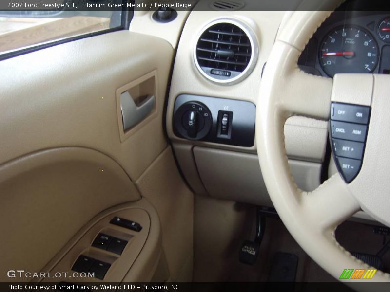 Titanium Green Metallic / Pebble Beige 2007 Ford Freestyle SEL