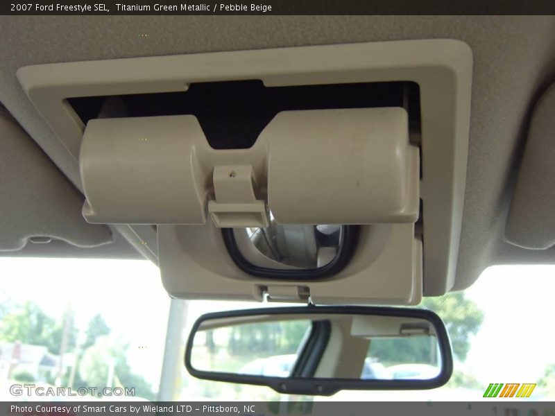 Titanium Green Metallic / Pebble Beige 2007 Ford Freestyle SEL