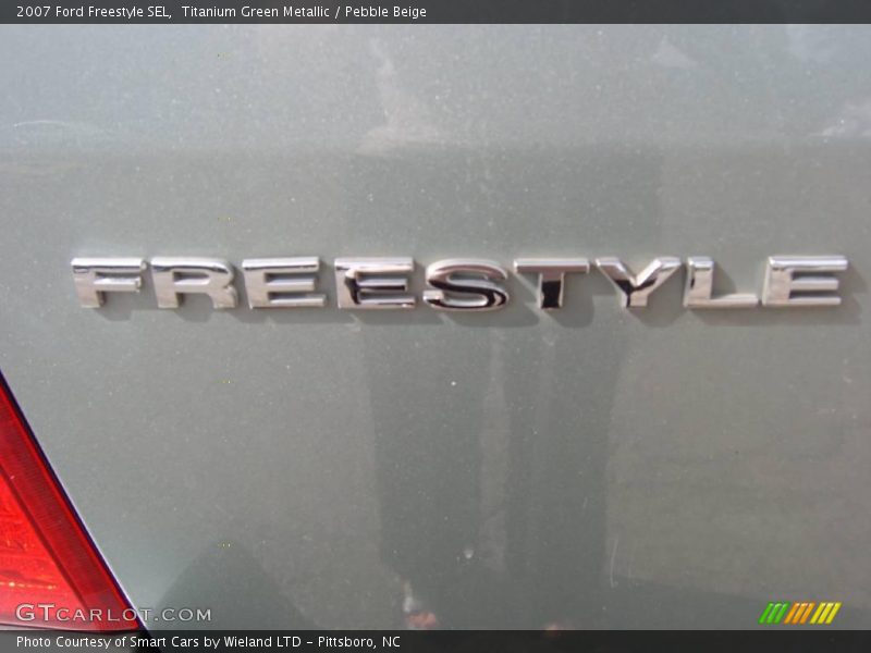 Titanium Green Metallic / Pebble Beige 2007 Ford Freestyle SEL