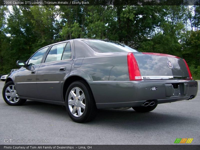 Titanium Metallic / Ebony Black 2006 Cadillac DTS Luxury